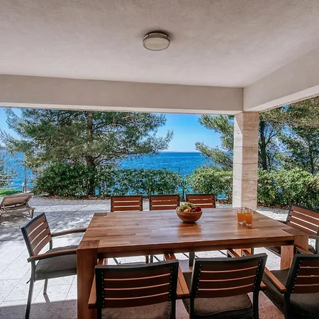Kalipso Holiday home Starigrad Paklenica
